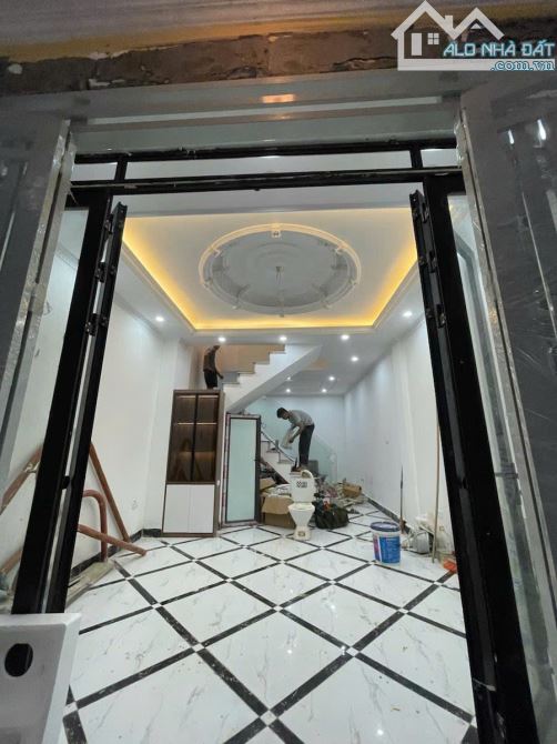 BÁN NHÀ GIẢI PHÓNG, Ô TÔ ĐỖ CỬA, FULL NỘI THẤT Ở LUÔN, 45M2X 5T GIÁ CHỈ 10,2 TỶ - 3
