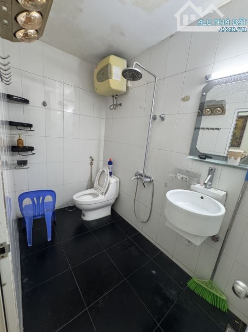 Cầu Đất - Hoàn Kiếm - 47m - 10,8 tỷ - 3