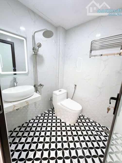 BÁN NHÀ CẠNH TRƯỜNG KINH TẾ QUỐC DÂN - 29M2 X 4 TẦNG - ĐỦ NỘI THẤT - HƠN 4 TỶ - 3