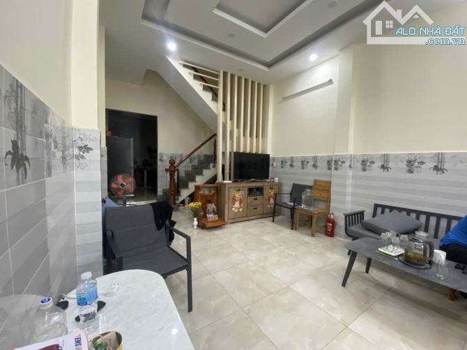 Nhà 2 tầng đường số 3 GV, 64m2, hẻm xe hơi thông, gần mặt tiền, chỉ 7.5 tỷ - 3
