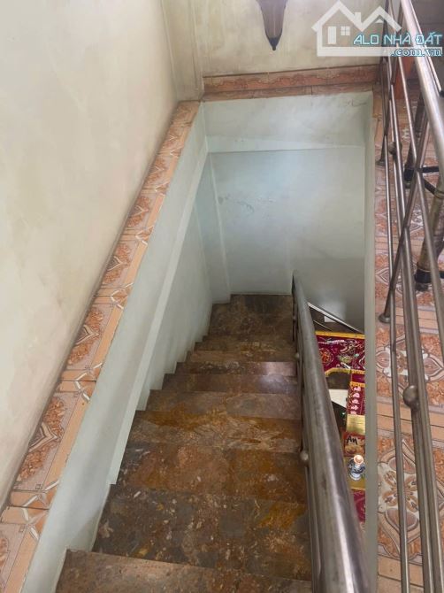 CẦN BÁN CĂN NHÀ 2 TẦNG HẺM 2/4 GẦN CHAMPA GẦN CẦU BỐNG - TP NHA TRANG - GIÁ 2,2 TỶ - 3