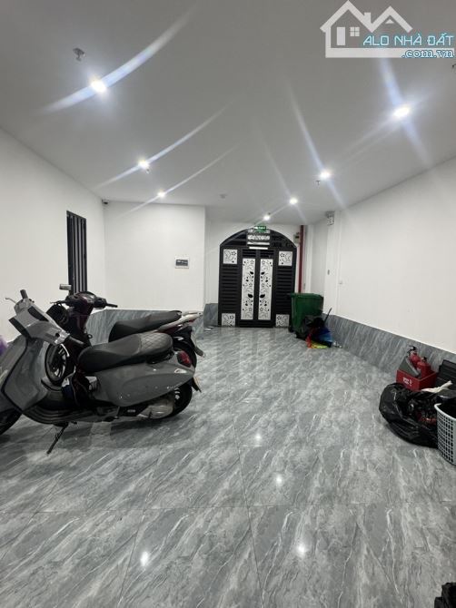 CCMN XÃ ĐÀN 61M² – 7 TẦNG – THANG MÁY – DÒNG TIỀN KHỦNG – 17,5 TỶ - 3