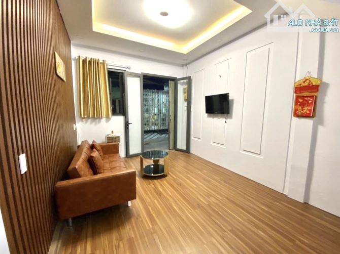 BÁN NHÀ PHÚ NHUẬN - KHU PHAN XÍCH LONG - 2 TẦNG 2PN - SẴN NỘI THẤT - CHỈ 4 TỶ TIỂU HỌC - 3