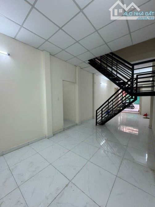 Bán Nhà Hẻm 4m, Lãnh Binh Thăng - P.12, Quận 11, 6.8Tỷ, 55m2(3,5x12) Nở Hậu, 2Tầng - 3