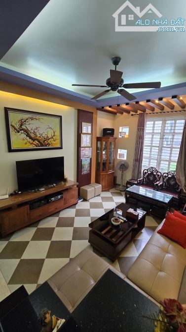 💢PHÂN LÔ VỈA HÈ - Ô TÔ TRÁNH - 2 THOÁNG BA ĐÌNH, 52m2 - 5T - MT4m - 21 Tỷ - 3