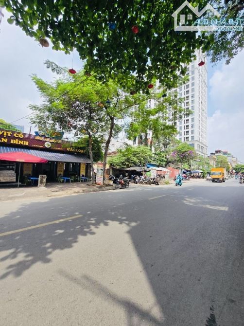 MẶT PHỐ THÁI THỊNH - LÔ GÓC- NỞ HẬU - VỊ TRÍ ĐẮC ĐỊA - KD SẦM UẤT - Gần ngã tư - 3