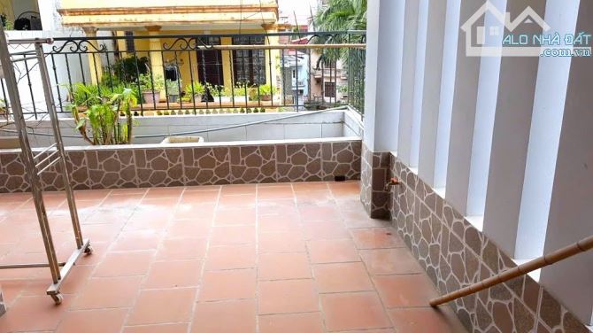 39M2, 5T 3 NGỦ, 14 TỶ HƠN - NGÕ Ô TÔ THÔNG, LÔ GÓC - NGHĨA ĐÔ, CẦU GIẤY - 3