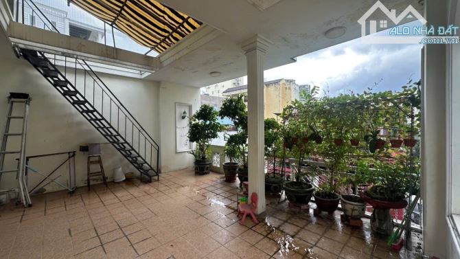 Nguyễn Trãi quận 5 131m2 4 tầng giá chỉ 26 tỷ - 3