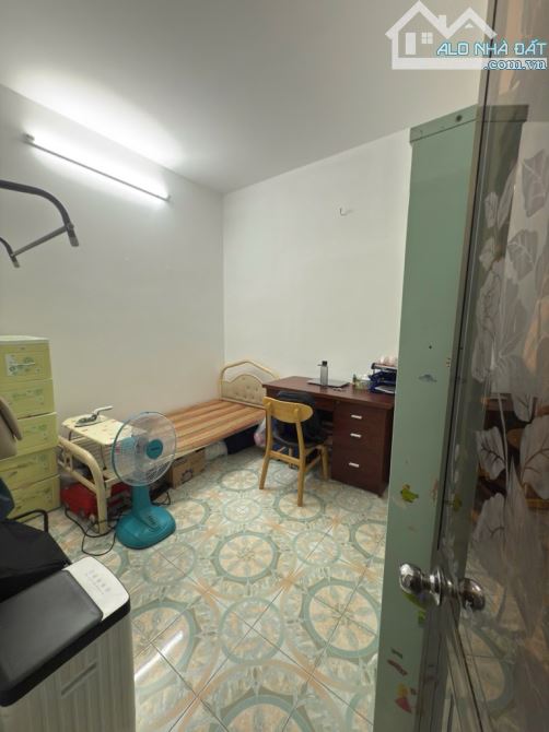 Nhà GẦN SÂN BAY, Nguyễn Thượng Hiền - Gò Vấp, 2 Tầng - 2PN,2WC - DT60m2, Hơn 7 tỉ - 3