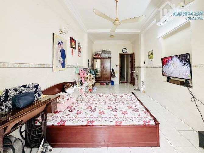 Bán nhà ngợp ngân hàng mặt tiền Trần Khánh Dư, Phường Tân Định, Quận 1- 6 tầng, thang máy - 3