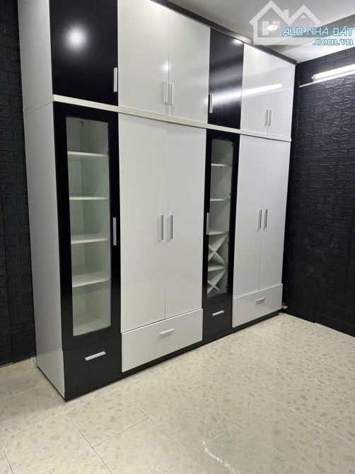 BÁN NHÀ 4TẦNG -46M2 -414 ĐOÀN V BƠ QUẬN 4-8x6 - 5.7tỶ TL - 3