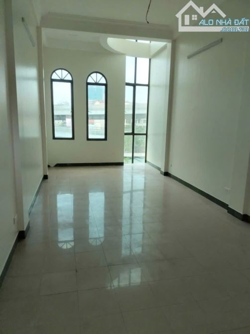 Cho thuê nhà nguyên căn ngõ 109 Trường Chinh, 45m2 x 5 tầng,  24 triệu - 3