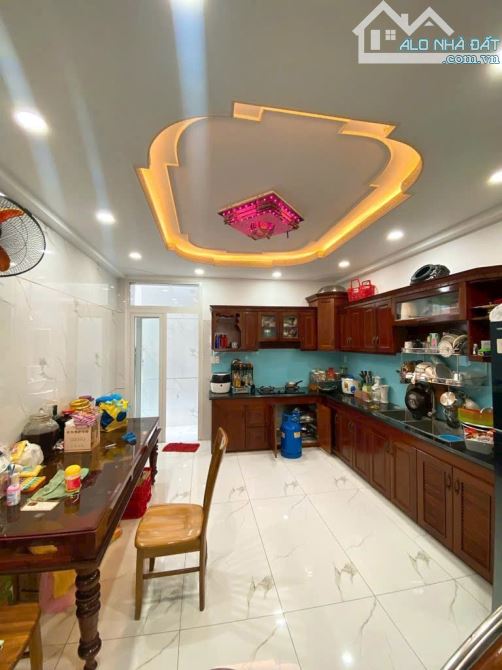 Bán Nhà 5 Tầng 4,1m x 14m 5pn Đường Tạ Quang Bửu Quận 8, Đẹp Lung linh - 3
