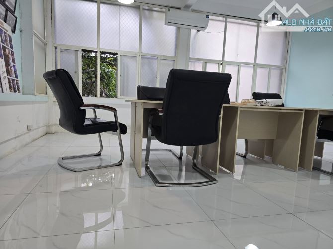 Hiếm. Bán Nhà 4 Tầng Phố Giang Văn Minh- Ba Đình. 110m2 - MT:6m. Phố Vip, nhiều tiềm năng - 3