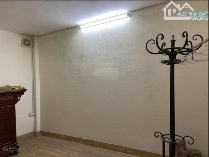 Cho thuê nhà Ngõ Quỳnh, HBT 60m2 x 3 tầng, 3 ngủ, 8 triệu/th vào ở ngay - 3