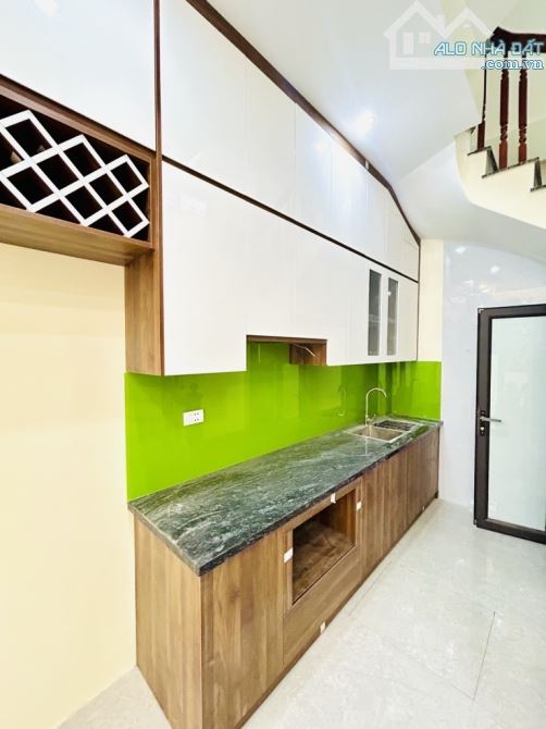 CĂN XÂY MỚi - KÍNH KOONG - LÔ GÓC - FULL CÔNG NĂNG - NHIỀU TIỆN ÍCH - 3