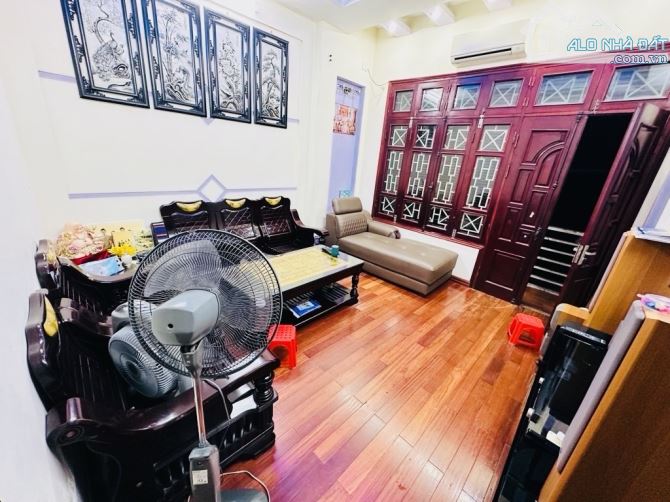 PHAN VĂN TRƯỜNG 18,9TỶ 5T 𝐒𝐈Ê𝐔 𝐏𝐇Ẩ𝐌 𝐏𝐇Â𝐍 𝐋Ô-GARA 𝐎𝐓𝐎 VỈA HÈ RỘNG KINH DOANH - 3