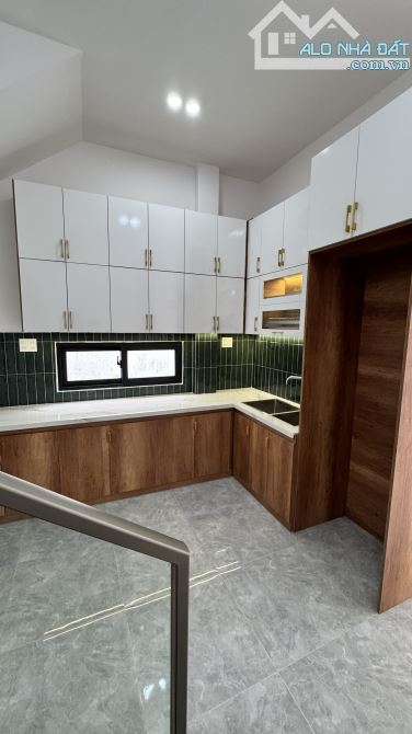 NHÀ TRỆT LẦU XÂY MỚI KIẾN TRÚC HIỆN ĐẠI |  THUỘC HẺM 311 ĐƯỜNG NGUYỄN VĂN CỪ | PHƯỜNG AN H - 3