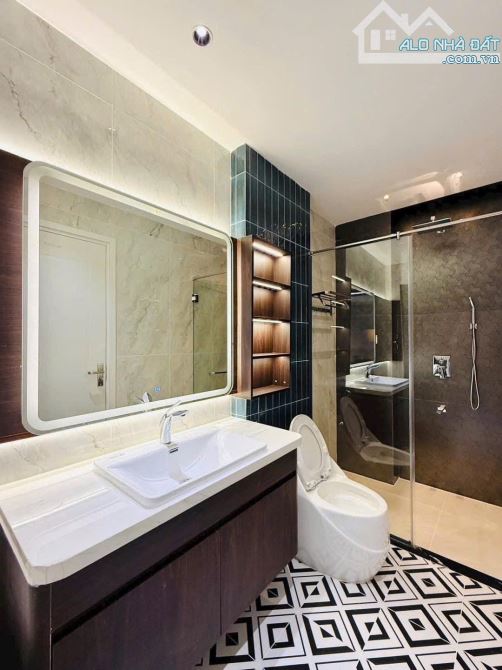 BÁN NHÀ HẺM XE HƠI ĐƯỜNG TRẦN KHẮC CHÂN, TÂN ĐỊNH, QUẬN 1. GIÁ 5,8 TỶ/67,5M2 (4,5X15) - 4