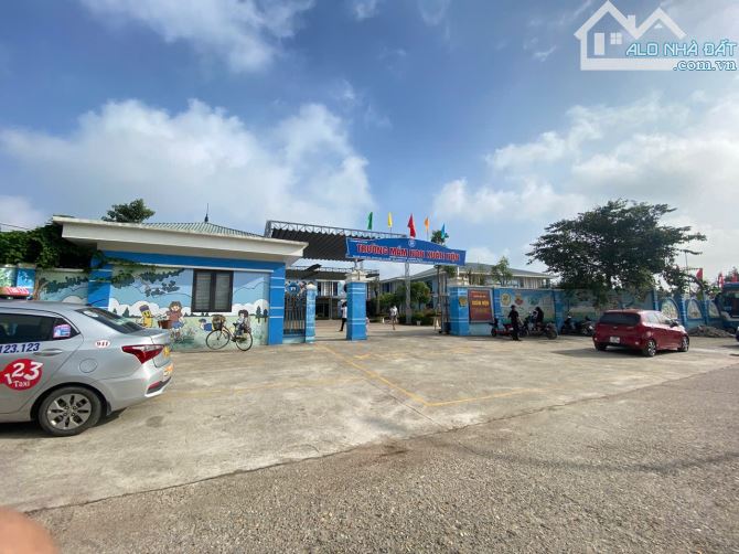 BÁN NHANH LÔ ĐẤT ĐẸP LƯƠNG QUY, XUÂN NỘN. 67,5M2, MT 5M. ĐƯỜNG 3,5M. GIÁ 4,45 TỶ - 4