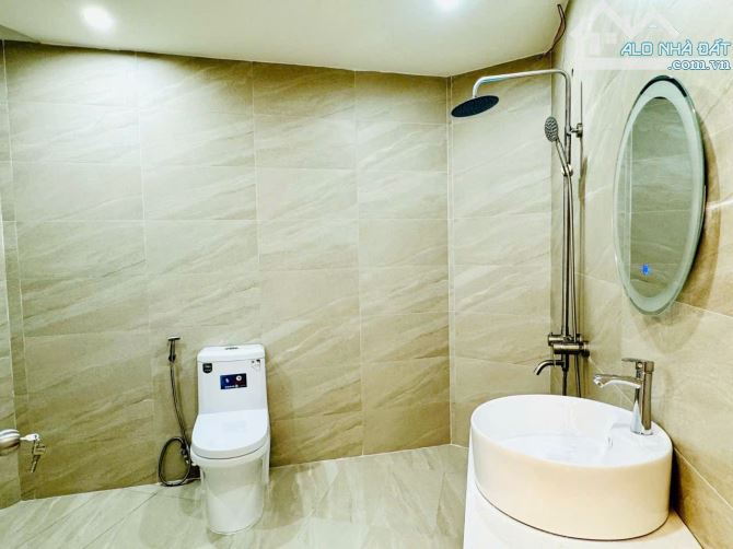 Tôi cần bán nhà 2 tầng mặt tiền Trần Cao Vân , Phường Thanh Khê , TP. Đà Nẵng ⭐⭐⭐⭐ - 4