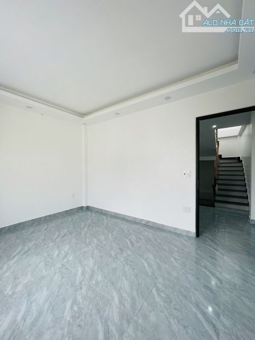 Bán nhà 4 tầng độc lập lô góc Miếu Hai Xã, Lê Chân 41m² – Giá chỉ 3,65 tỷ - 4