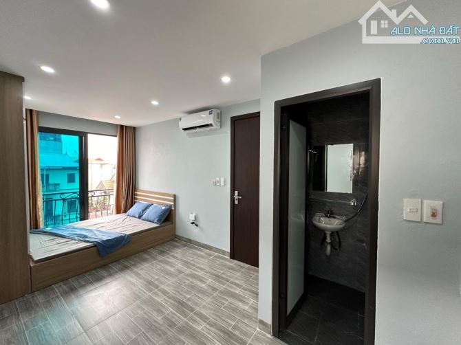 CCMN Ngọc Khánh, 81m² x 7 tầng, 24 phòng khép kín, thang máy, full nội thất, dòng tiền 1,2 - 4