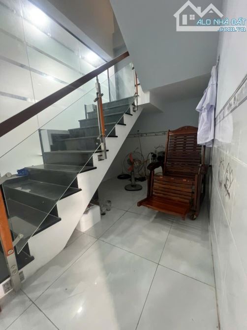 Bán gấp nhà 1T2L 140m2 MT kinh doanh P.Bửu Hoà, full thổ, gần cty bouchen, chỉ 10ty5 TL - 4