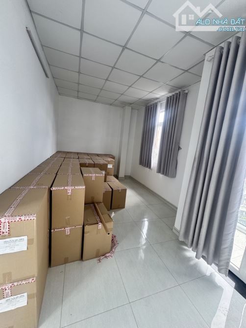VŨ TÙNG  P2 BÌNH THẠNH  90m HẺM 1 TRỤC Ô TÔ ĐẾN NHÀ SÁT Q1  CHỈ 9.6 TỶ - 4