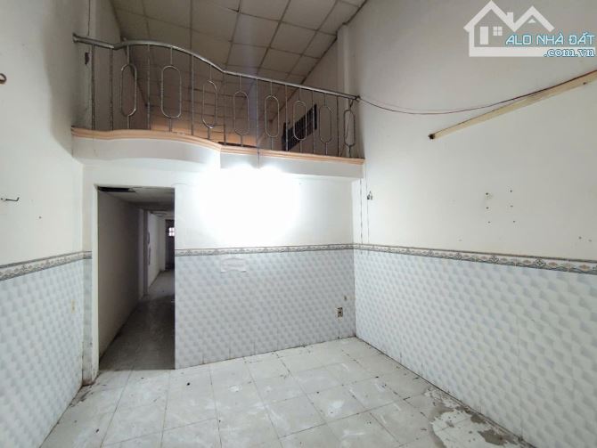 GẦN MẶT TIỀN - 2 TẦNG CŨ 60M2 - AN LẠC, BÌNH TÂN - GIÁ ĐẦU TƯ  3,25 TỶ. - 4