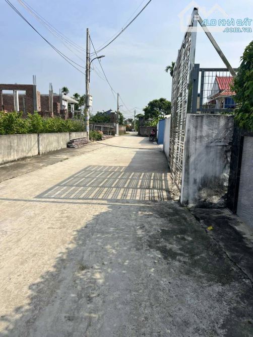 📢 Bán đất tặng nhà tại Cao Nhân - Thủy Nguyên  - Diện tích: 120m2- ngang 8m - Hướng : Đôn - 4