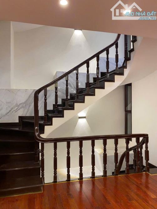 BIỆT THỰ VĂN QUÁN 231M² - MẶT TIỀN 10M - 3 MẶT THOÁNG - KẾT HỢP Ở & KINH DOANH - 4
