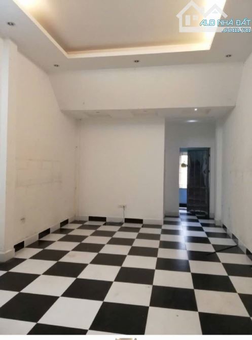 BÁN GẤP NHÀ PHỐ ĐÔNG CÁC,5 TẦNG,MẶT PHỐ,VỈA HÈ 6M,KINH DOANH SẦM UẤT. - 4