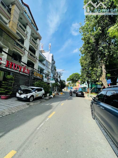 ""Bán Tòa Khách Sạn Khu Tên Lửa - Quận Bình Tân."" - 4