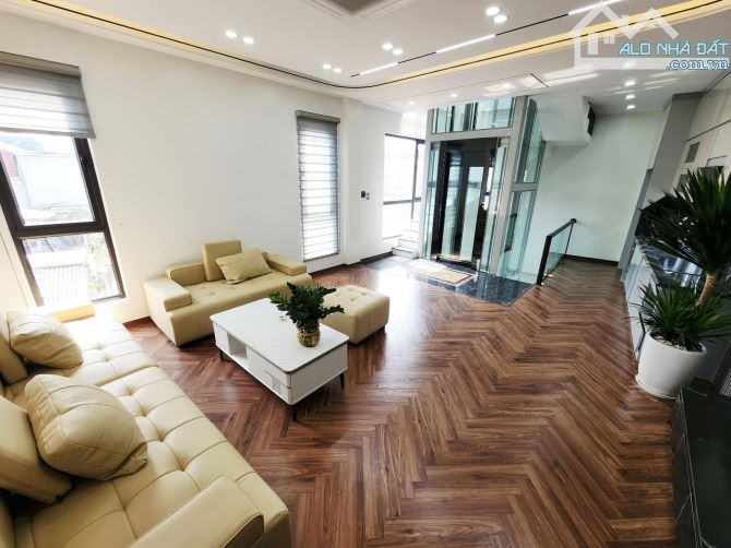 6 tầng thang máy xây mới Nguyễn Văn Cừ, 20m ra Phố, 45m2 sổ x mtiền 8m,full đồ.Giá 11.6 tỷ - 4