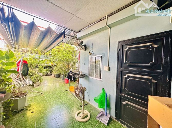 BÁN NHÀ 3 tầng 3 mê 100m2 mặt tiền Trần Xuân Lê ở và kinh doanh oke giá 7ty7 - 4