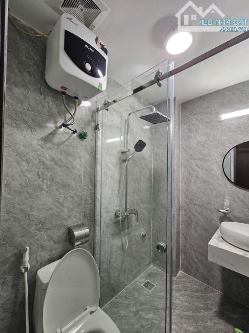 Cực hiếm! Nhà Đông Tác 5 tầng 33m2, thang máy, 5m ra ô tô - 4