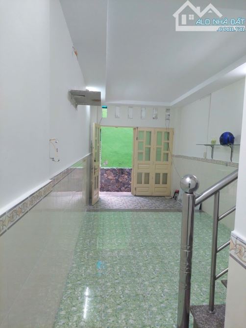TRUNG TÂM LÊ VĂN SỸ- HẺM Ô TÔ TỚI CỬA, Ô TÔ QUAY ĐẦU CÁCH NHÀ 5M - 4