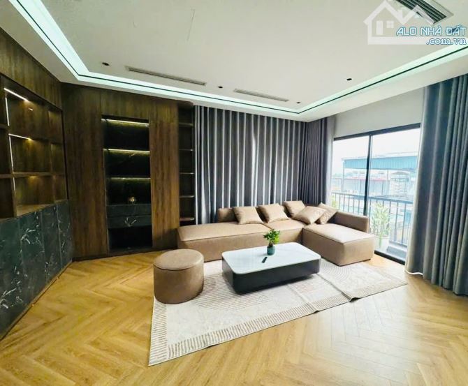 Nhà Đẹp 6 tầng Ngọc Thụy, Ôtô Đỗ Cỗng, Vị trí Trung Tâm, Ôtô Đỗ Cửa, Gần Trường Việt Pháp - 4