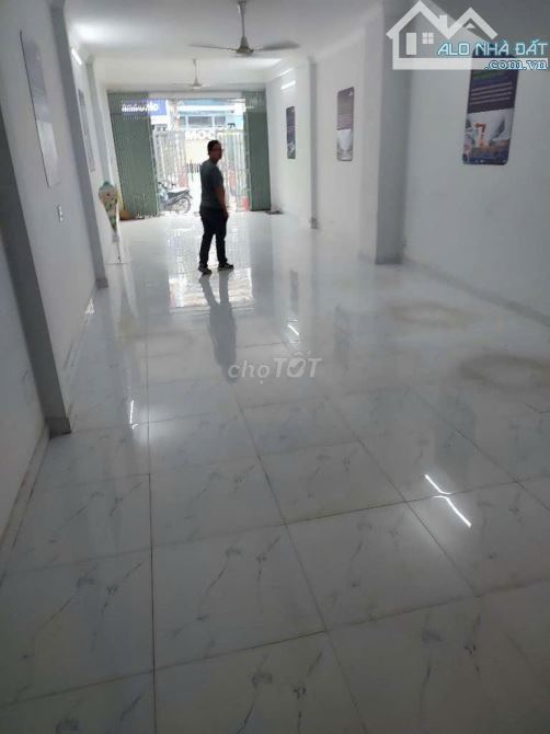 Vị trí vàng, Bán nhà MT Đường Số 26 gần Metro, DT 4.5x25 110m2, 3 Lầu, Giá 19.8 tỷ TL - 4