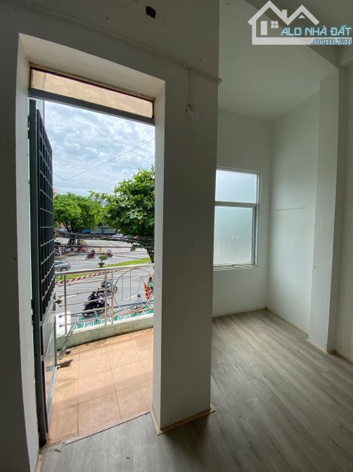Cho Thuê Nhà Mặt Tiền Nguyễn Hữu Thọ, Hải Châu. DT 65m2. Giá 12 triệu - 4