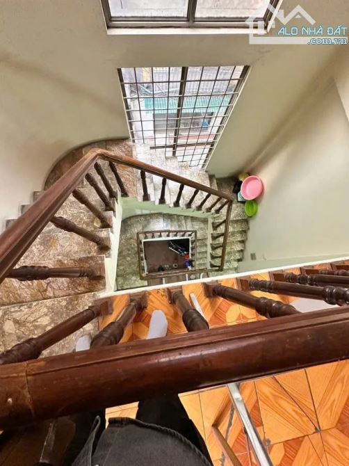 Bán Nhà Lô Góc Phố Nguyễn Chí Thanh 50m² x 4 Tầng, MT 6m, Ô Tô Tránh, Giá 25 Tỷ Đống Đa - 4