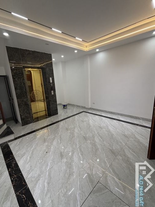 Bán Nhà Cổ Nhuế, 38m2,thang máy, 6T, ngõ thông, oto 40m - 4