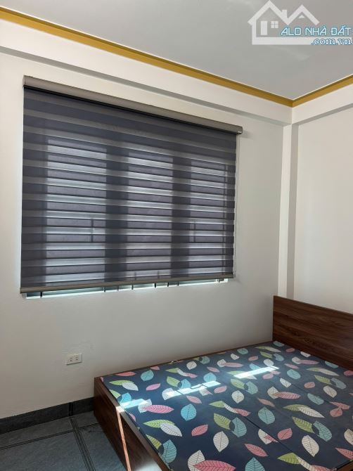 TÂY HÀ NỘI/ DI TRẠCH: NHÀ 5 TẦNG MỚI - 2 Ô TÔ TẢI TRÁNH NHAU - 4