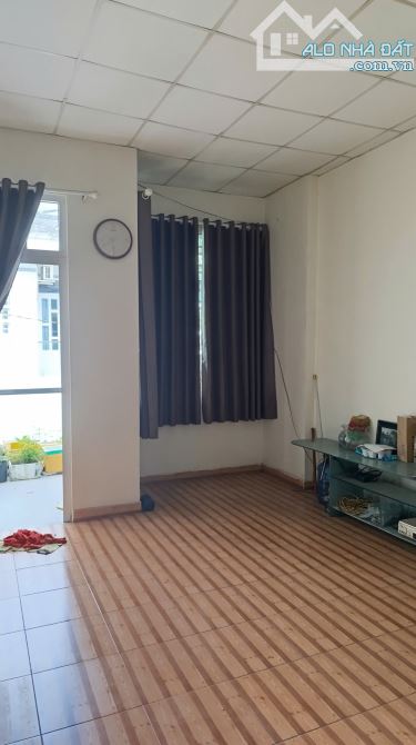 🌟 NHÀ PHỐ 2 TẦNG 1/ HẺM XE HƠI NGỦ TRONG NHÀ– P. LINH ĐÔNG, THỦ ĐỨC -GIÁ CỰC TỐT CHỈ 6 T - 4