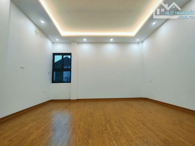 BÁN NHÀ NAM TỪ LIÊM – NHÀ ĐẸP Ở LUÔN 35M2–5 TẦNG–GIÁ 6.6 TỶ –GẦN VINSMART–Ô TÔ TRÁNH 50M - 4