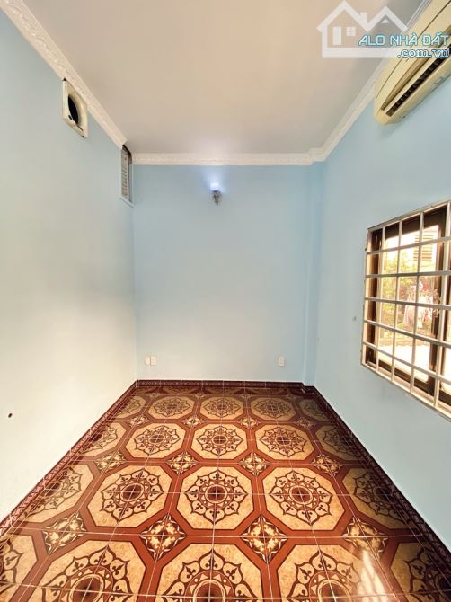 GIẢM CHÀO 300TR, BÁN NHÀ HXH Đường Phan Huy Ích, Q. Tân Bình 56m, 2L GIÁ CHÀO 7,1 TỶ - 4