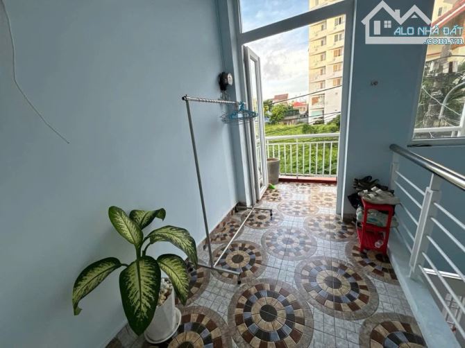 🌏 SIÊU PHẨM 2 TẦNG THIẾT KẾ HIỆN ĐẠI – KIỆT Ô TÔ –  ĐƯỜNG CHẾ LAN VIÊN - VÀI BƯỚC RA BIỂN - 4