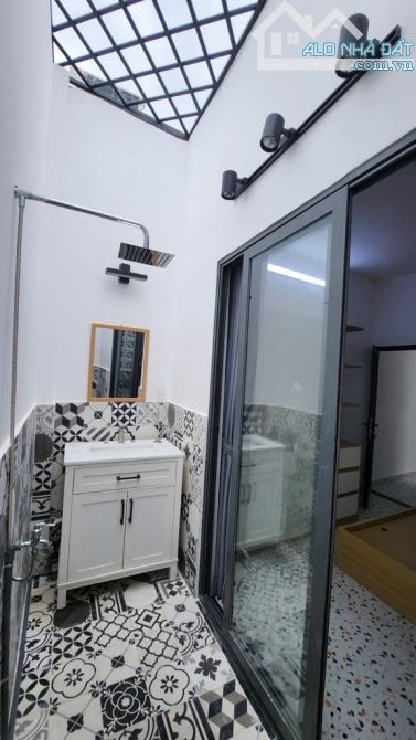 🎉SIÊU HIẾM🎉 NHÀ XE HƠI - sát MT HTP - cạnh PMH - Q7- 3.4❌11M - CHỈ 4.25 TỶ 🏡🏡🚗 - 4