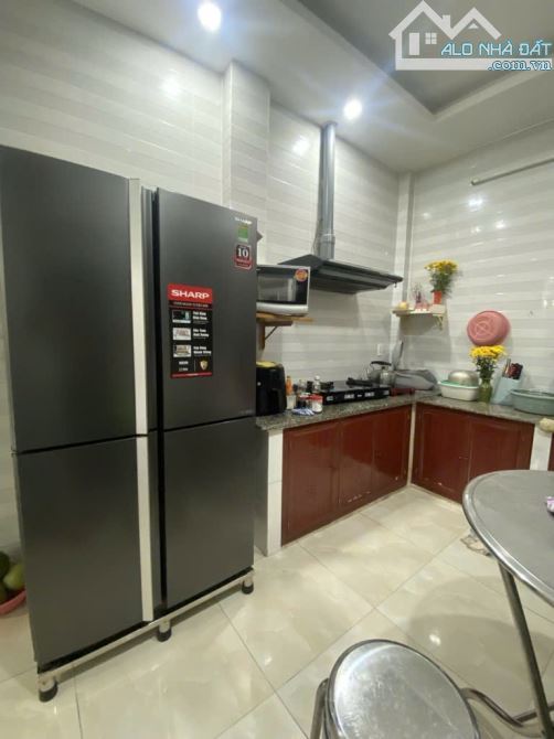 Nhà 2 tầng đường số 3 GV, 64m2, hẻm xe hơi thông, gần mặt tiền, chỉ 7.5 tỷ - 4
